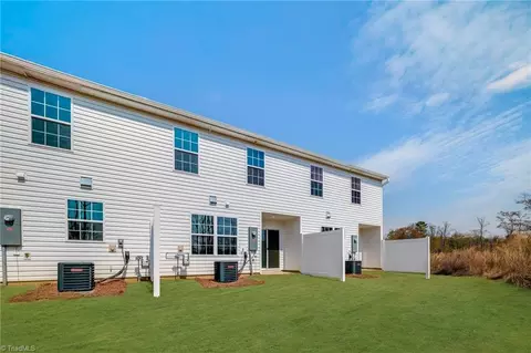 Exterior - 256 Plumtree Ct, King, NC 27021 photo 5 of 6