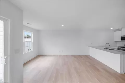 Living - 256 Plumtree Ct, King, NC 27021 photo 2 of 3