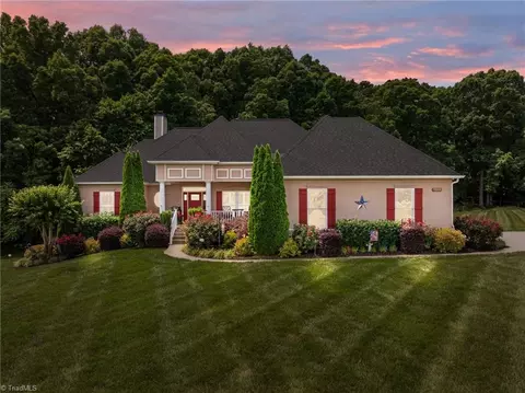 8169 Mcclanahan Dr, Browns Summit, NC 27214