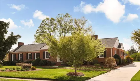 317 Main St S, Kernersville, NC 27284