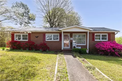 1242 Norman Dr, Eden, NC 27288