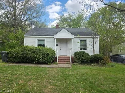 1908 Whitsett St, Burlington, NC 27215