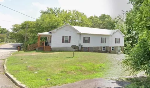 413 Victor St, Eden, NC 27288
