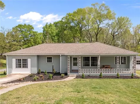 312 Monticello St, Eden, NC 27288