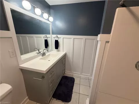 Bath - 192 Shoals Rd, Pinnacle, NC 27043 photo 4 of 6