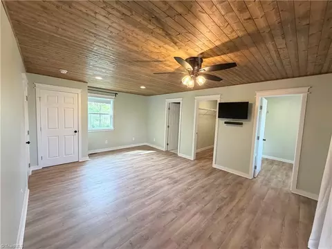 Bedroom - 192 Shoals Rd, Pinnacle, NC 27043 photo 1 of 7