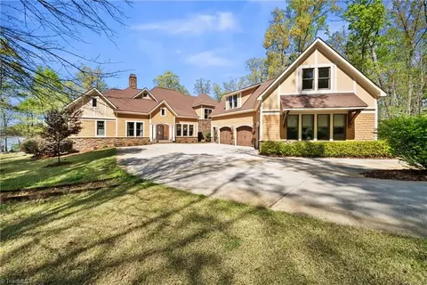 2312 Rocky Cove Ln, Denton, NC 27239
