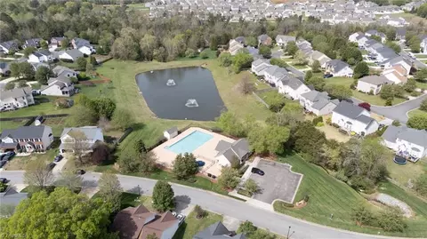 View/Area - 2989 Maple Branch Dr, High Point, NC 27265 photo 2 of 3