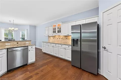 Kitchen - 2989 Maple Branch Dr, High Point, NC 27265 photo 4 of 4