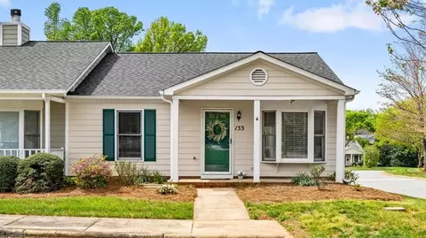 814 Guilford College Rd #133, Greensboro, NC 27409