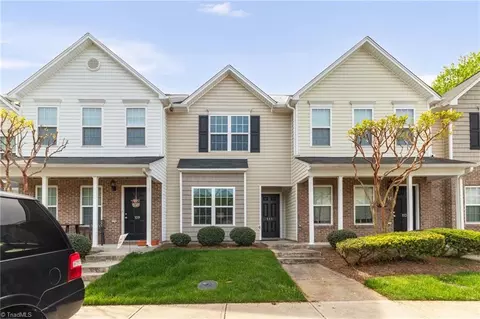 111 Swan Haven Ln, Greensboro, NC 27405