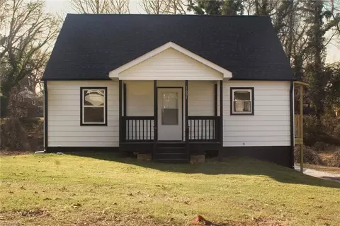 1631 Hamilton St N, High Point, NC 27262