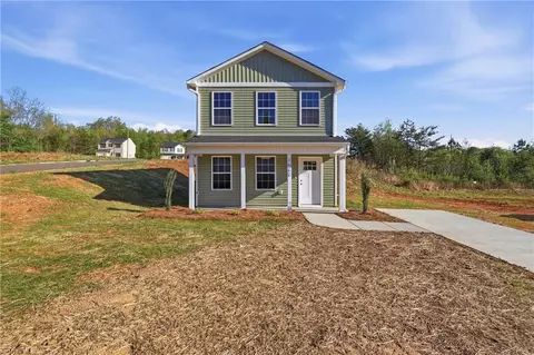 1655 Stone Hill Ct, Winston Salem, NC 27105