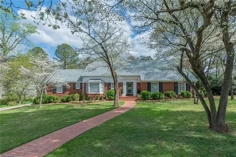 403 Weaver Dr, Lexington, NC 27292
