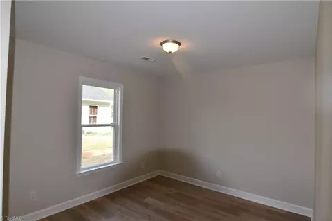 Bedroom - 304 E 8th Street 8th St, Lexington, NC 27295 photo 4 of 4