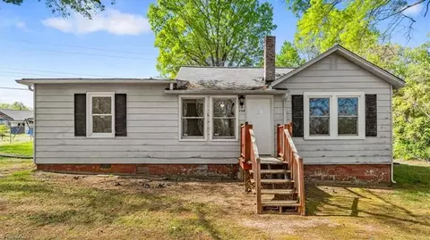 758 Harrison Crossroad Loop, Reidsville, NC 27320