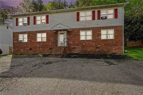 1958 Lakeview Rd, Asheboro, NC 27203