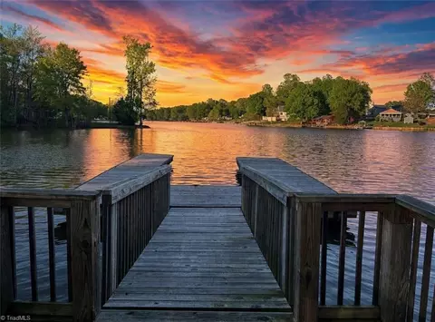 10033 Linwood Southmont Rd, Lexington, NC 27292