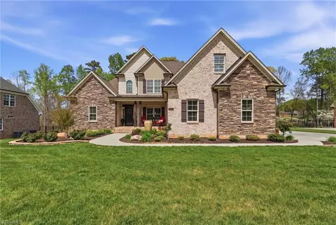 187 Pipers Rdg E, Winston Salem, NC 27127