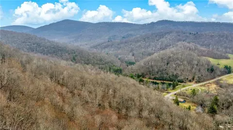 tbd 2 Three Top Rd, Todd, NC 28684