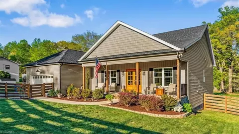 323 Farrar Store Rd, Stokesdale, NC 27357