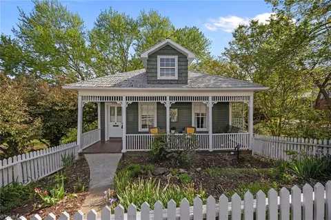 415 Poplar St S, Winston Salem, NC 27101
