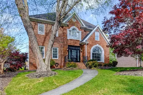 1752 Curraghmore Rd, Clemmons, NC 27012