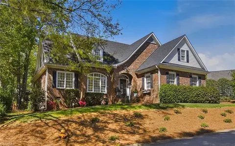 335 Coventry Park Ln, Winston Salem, NC 27104
