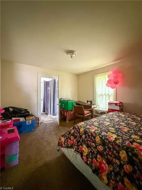 Bedroom - 212 Moore Ave E, High Point, NC 27263 photo 2 of 3
