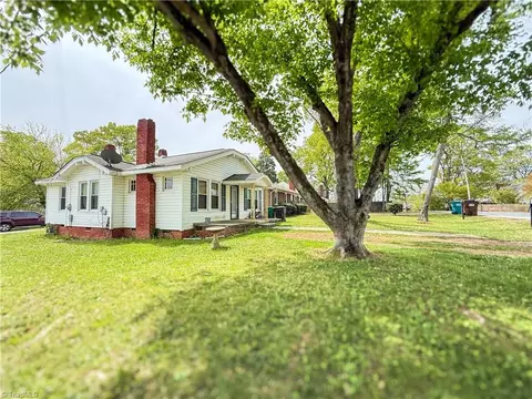 Exterior - 212 Moore Ave E, High Point, NC 27263 photo 2 of 2