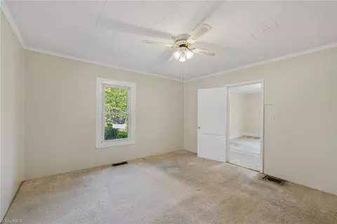 Bedroom - 231 Sunset Dr, High Point, NC 27262 photo 2 of 5