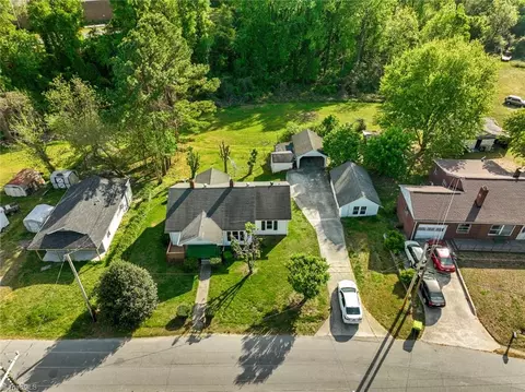 View/Area - 231 Sunset Dr, High Point, NC 27262 photo 1 of 4