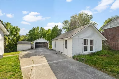 Exterior - 231 Sunset Dr, High Point, NC 27262 photo 4 of 6