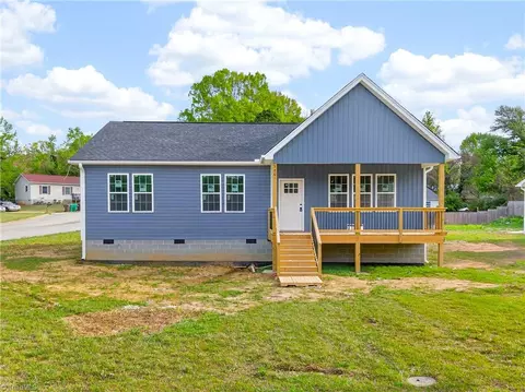 1701 Gavin Dr, High Point, NC 27260