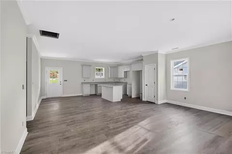 Living - 1701 Gavin Dr, High Point, NC 27260 photo 2 of 4