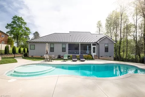 Exterior - 4882 Colonial Cir, Trinity, NC 27370 photo 2 of 7