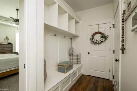 Entry Way - 4882 Colonial Cir, Trinity, NC 27370 photo 2 of 2