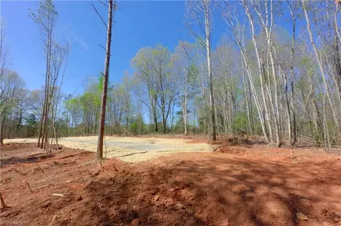1 Alexander Farm Rd, Harmony, NC 28634 photo 4