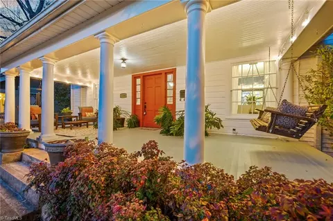 1106 W End Blvd, Winston Salem, NC 27101