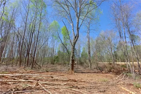 2 Alexander Farm Rd, Harmony, NC 28634 photo 17