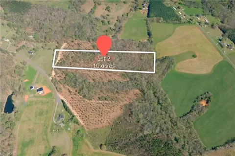 2 Alexander Farm Rd, Harmony, NC 28634