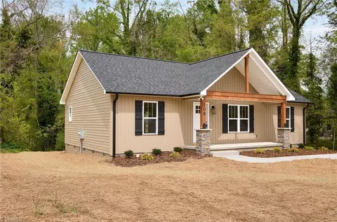 Exterior - 108 Unity St, Thomasville, NC 27360 photo 2 of 6