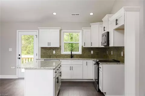 Kitchen - 108 Unity St, Thomasville, NC 27360 photo 2 of 4