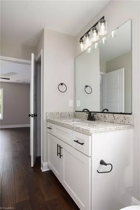 Bath - 108 Unity St, Thomasville, NC 27360 photo 2 of 3
