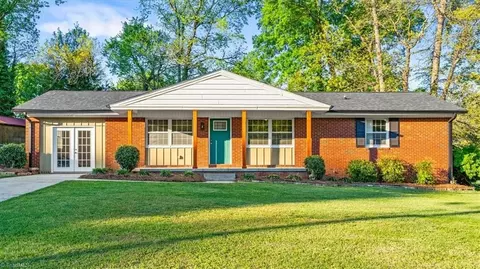 3106 Goodall Dr, Greensboro, NC 27407