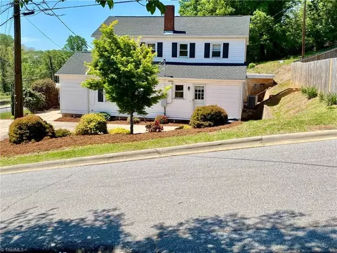 500 Main St W, Wilkesboro, NC 28697