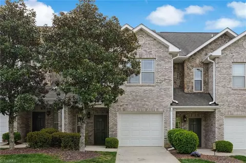 33 Four Farms Cir, Greensboro, NC 27410