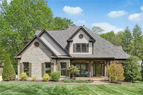 3004 Willow Oak Dr, Greensboro, NC 27408