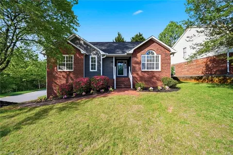 4520 Princess Dr, Winston Salem, NC 27127