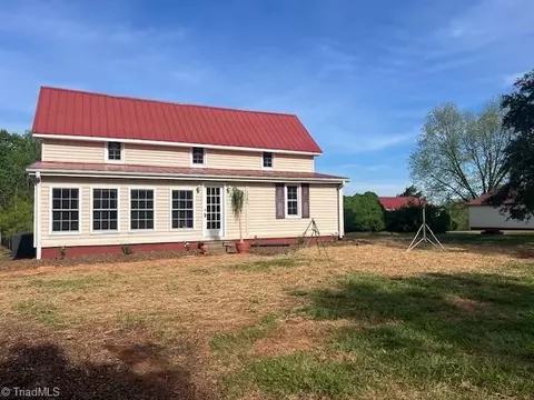 1721 Garner Rd, Yadkinville, NC 27055